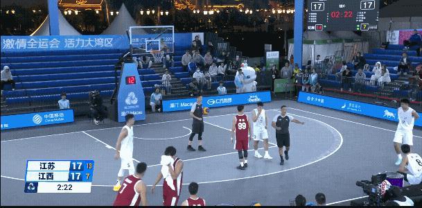 全运会又有意无意创造了一个记录，江苏三人篮球队和江西比赛最后，江苏队4名球员竟然