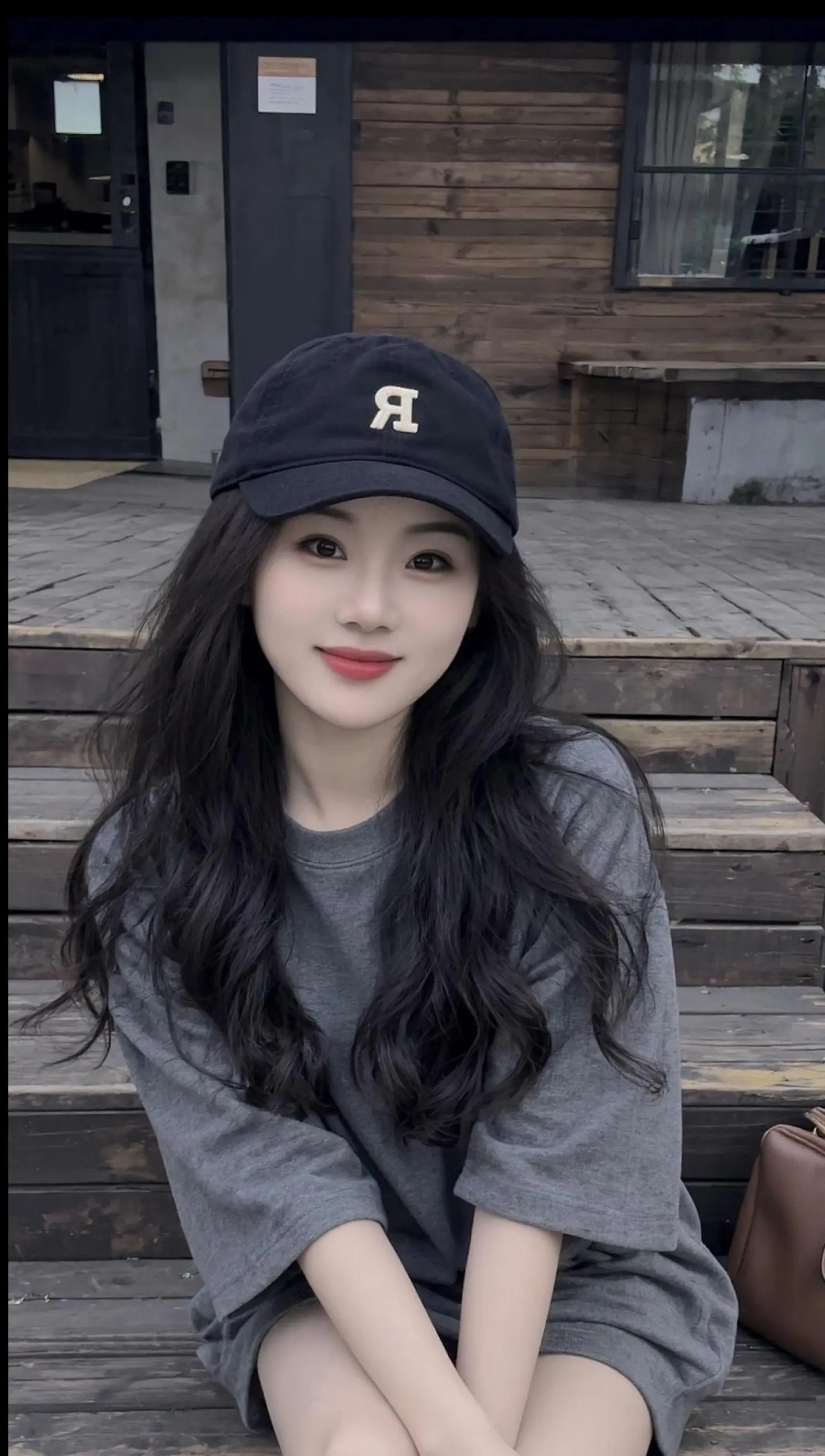 AI灰调生活照 随变ai随便玩