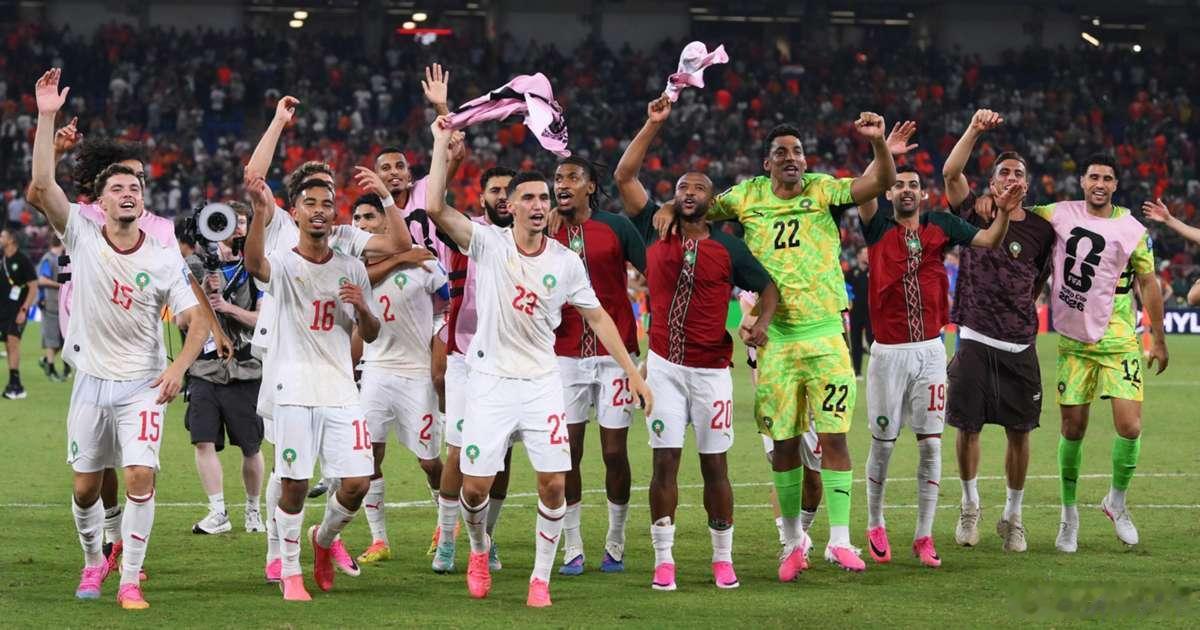 荷兰 1-1 摩洛哥（加时赛，点球2-3）：布努点球大战封神，跌宕对决险胜摩洛哥