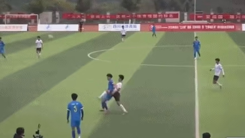 四川足坛冲突引重罚！宜宾球员遭36个月禁赛 足协承办资格被取消北京时间12月22