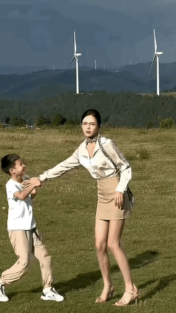 妈妈为啥不要孩子一起拍照[捂脸]