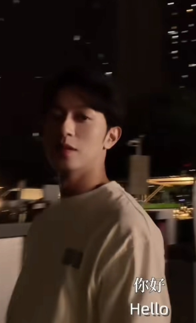 妈妈🥺怎么美成这样🥺 