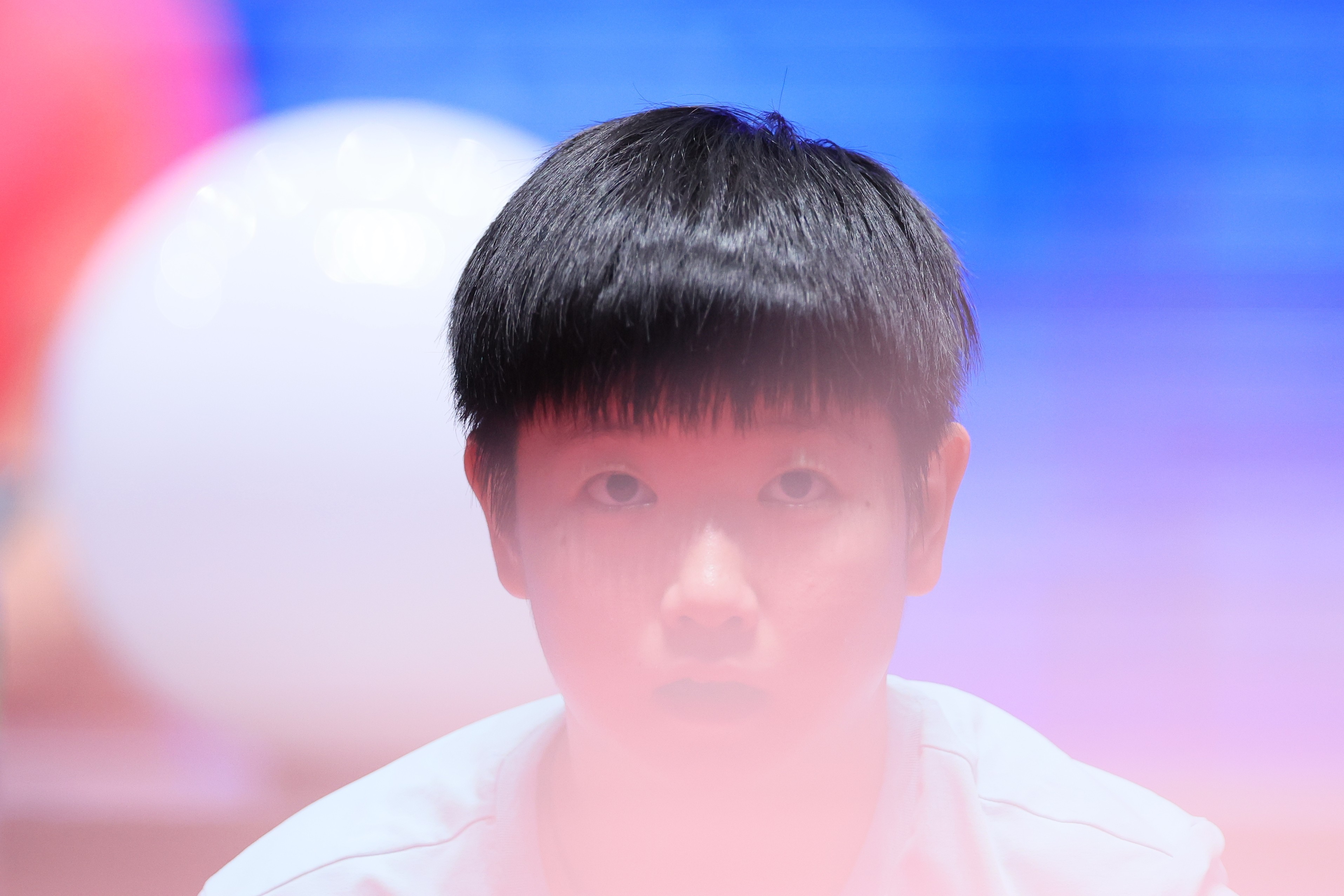 【留存】2025乒超第三阶段（乌鲁木齐），孙颖莎。（图源：中国体育） 孙颖莎看呆