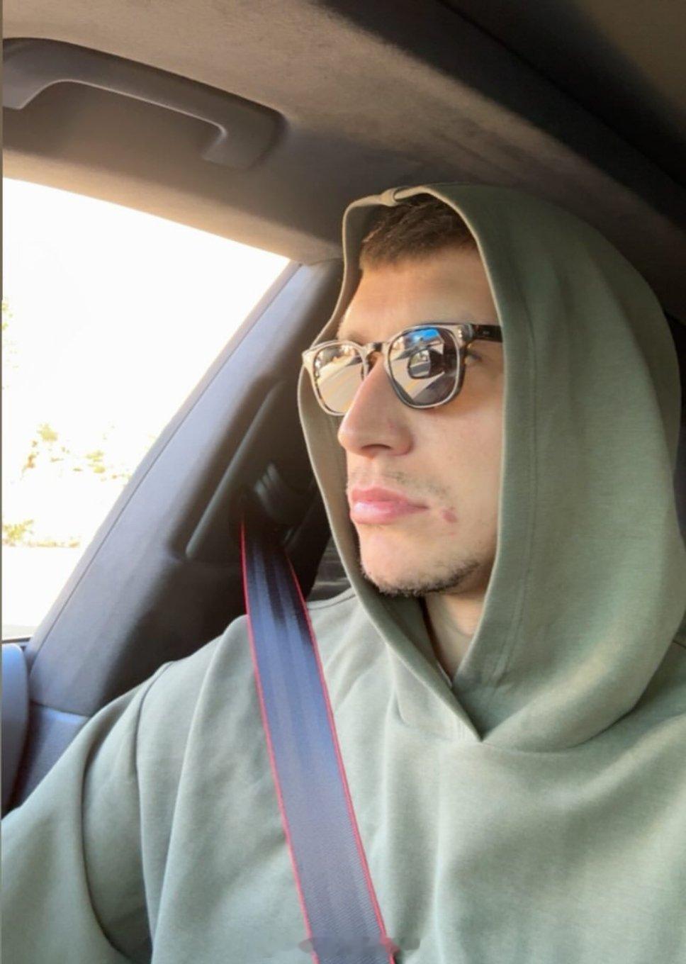 今天的丹你小子也是成为休赛期更新动态最频繁的船员了 