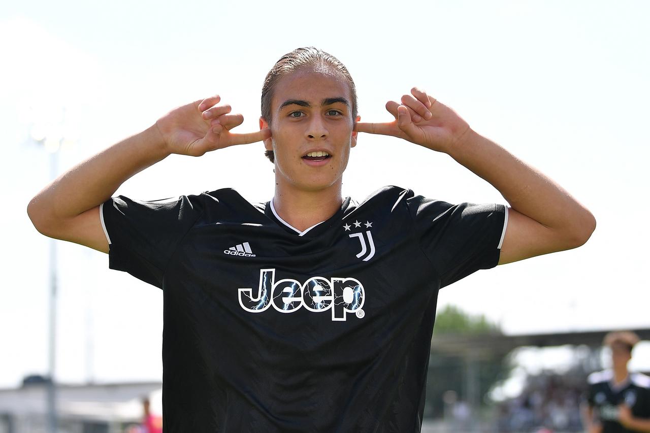 【尤文图斯的真命天子，伊尔迪兹的成长印记】

伊尔迪兹就是当今优秀年轻球员的代表