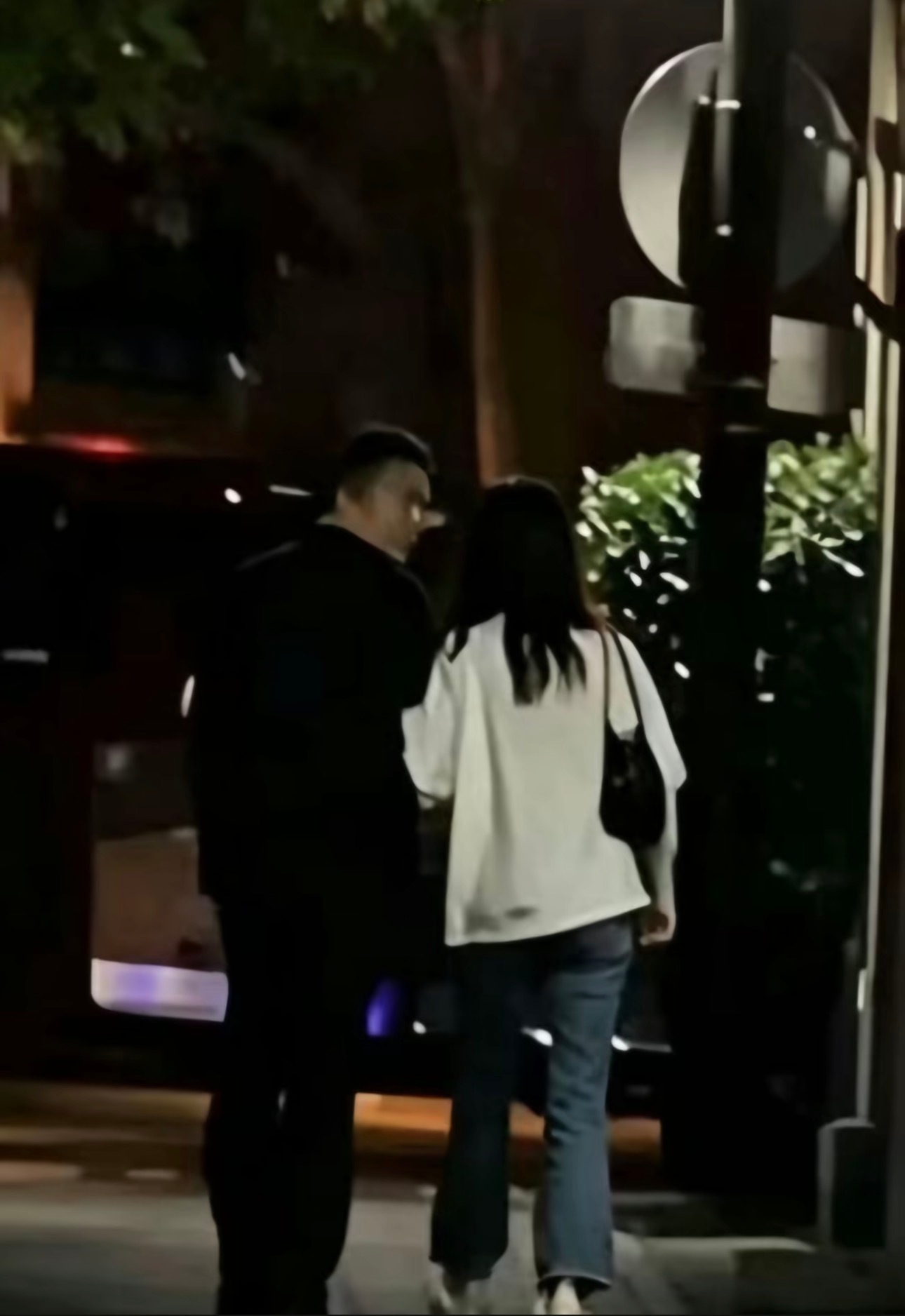 白鹿演蚌精vs虞书欣演蚌精最鈕txl 
