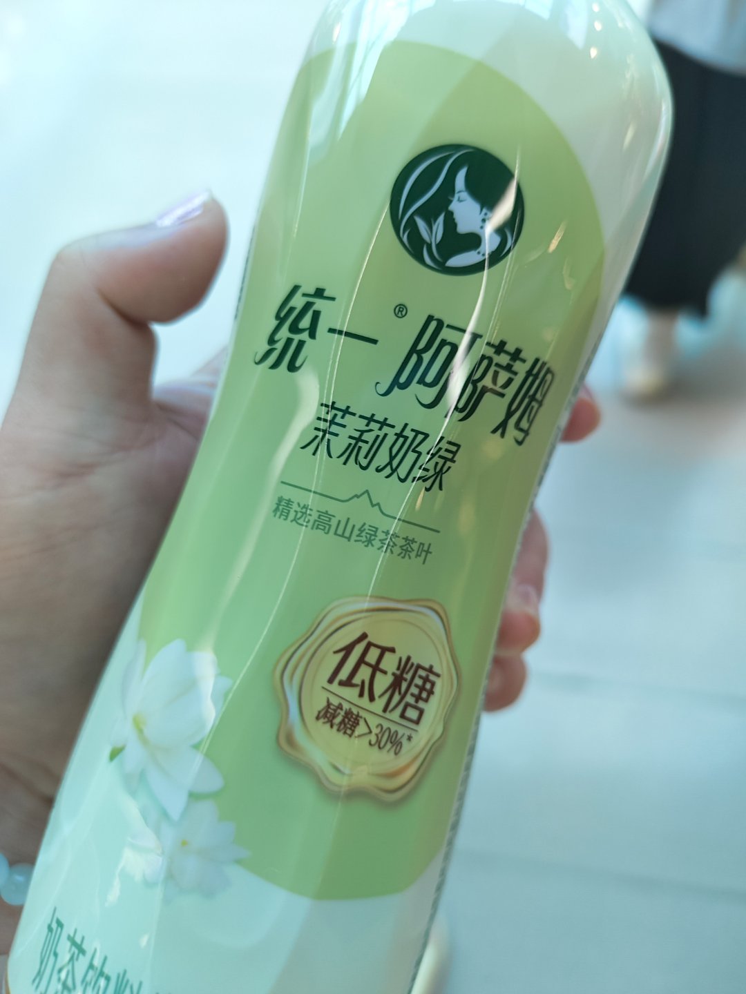 莫离