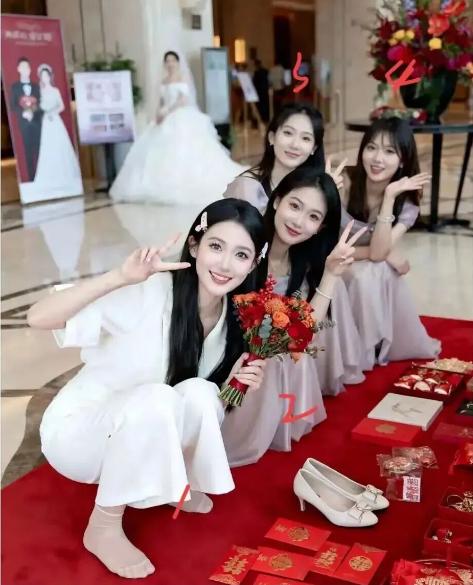 从下面4位中选一个当你的女朋友，彩礼28万，可以接受吗