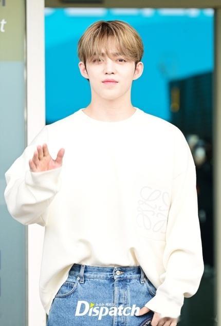 26日，#SEVENTEEN[超话]# 成员#S.COUPS崔胜澈[超话]# 经