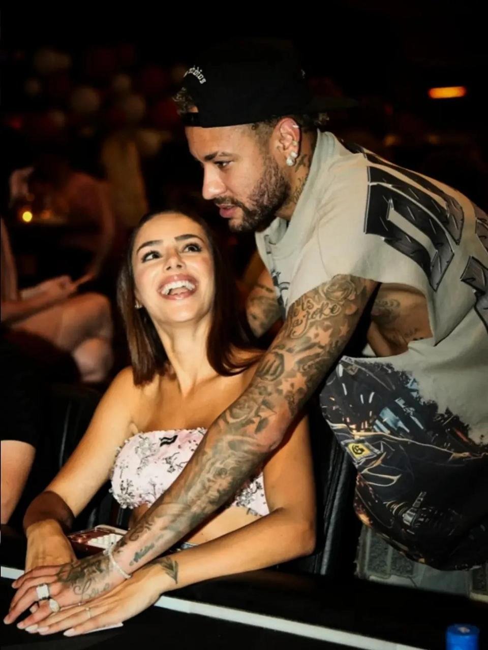 内马尔 扑克牌场