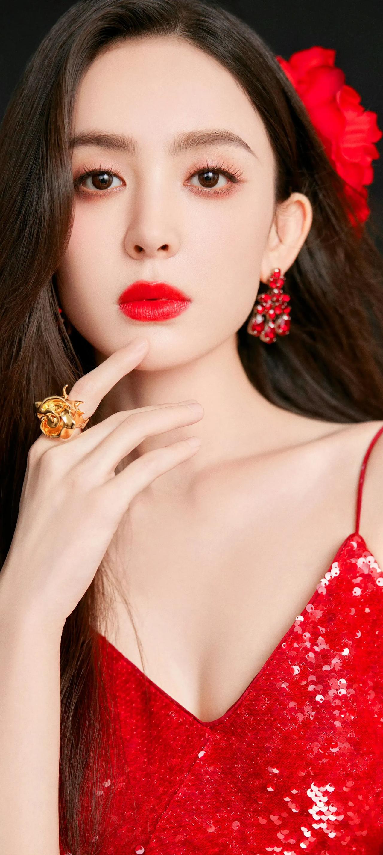 #惊艳女神# #女明星高清美图# #女明星谁最美# #古力娜扎#