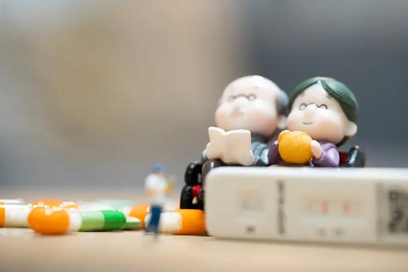 一位80岁老人的晚年忠告：养老最好的方式，不是独居、再婚、跟儿女住，更不是去养老