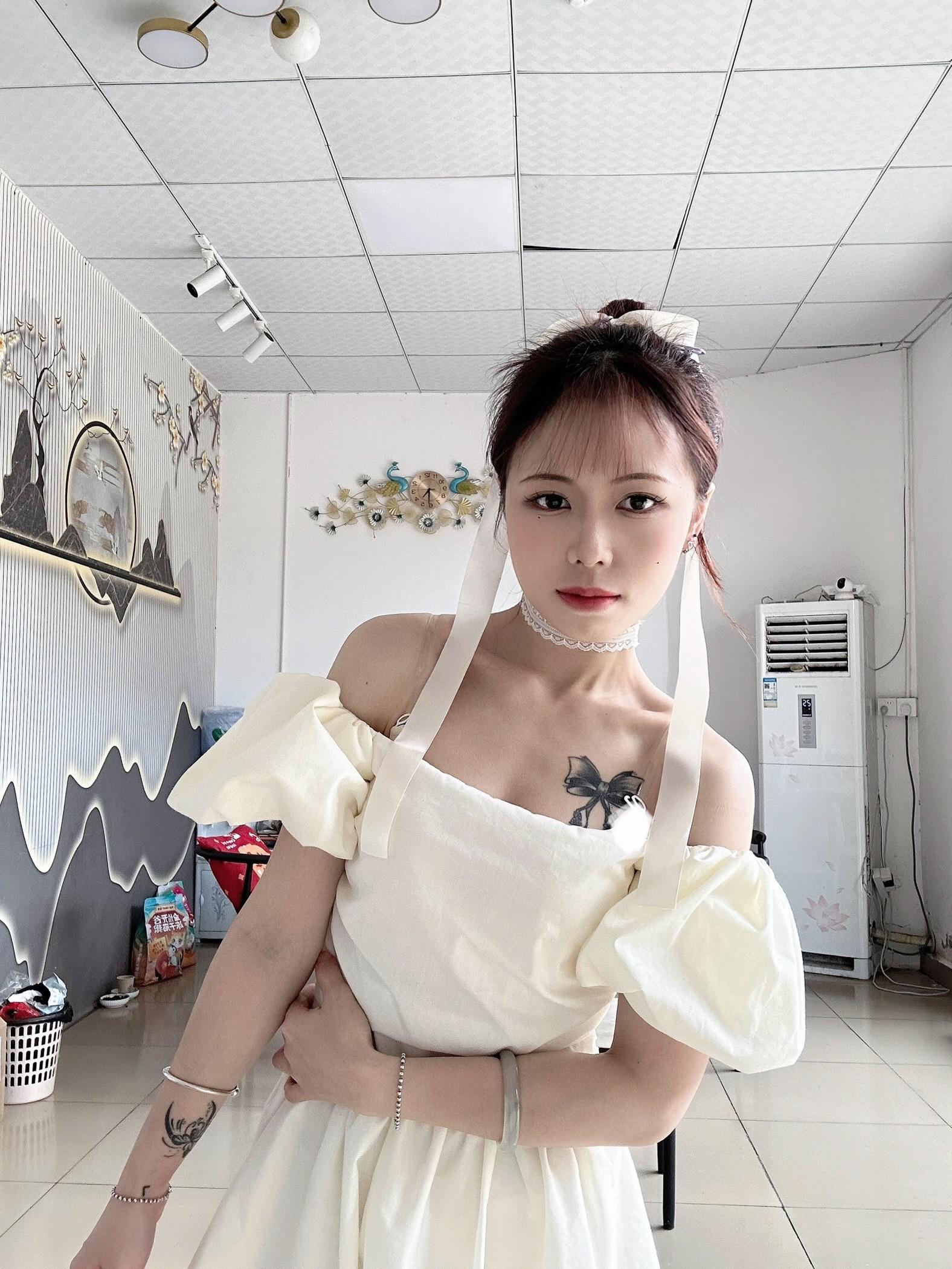 不吃大饼 也不会听你说故事