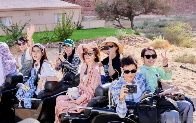 马年春晚北斗七行凑齐四个了 央 视马年春晚联排路透，秦海璐、秦岚、王安宇、胡先煦