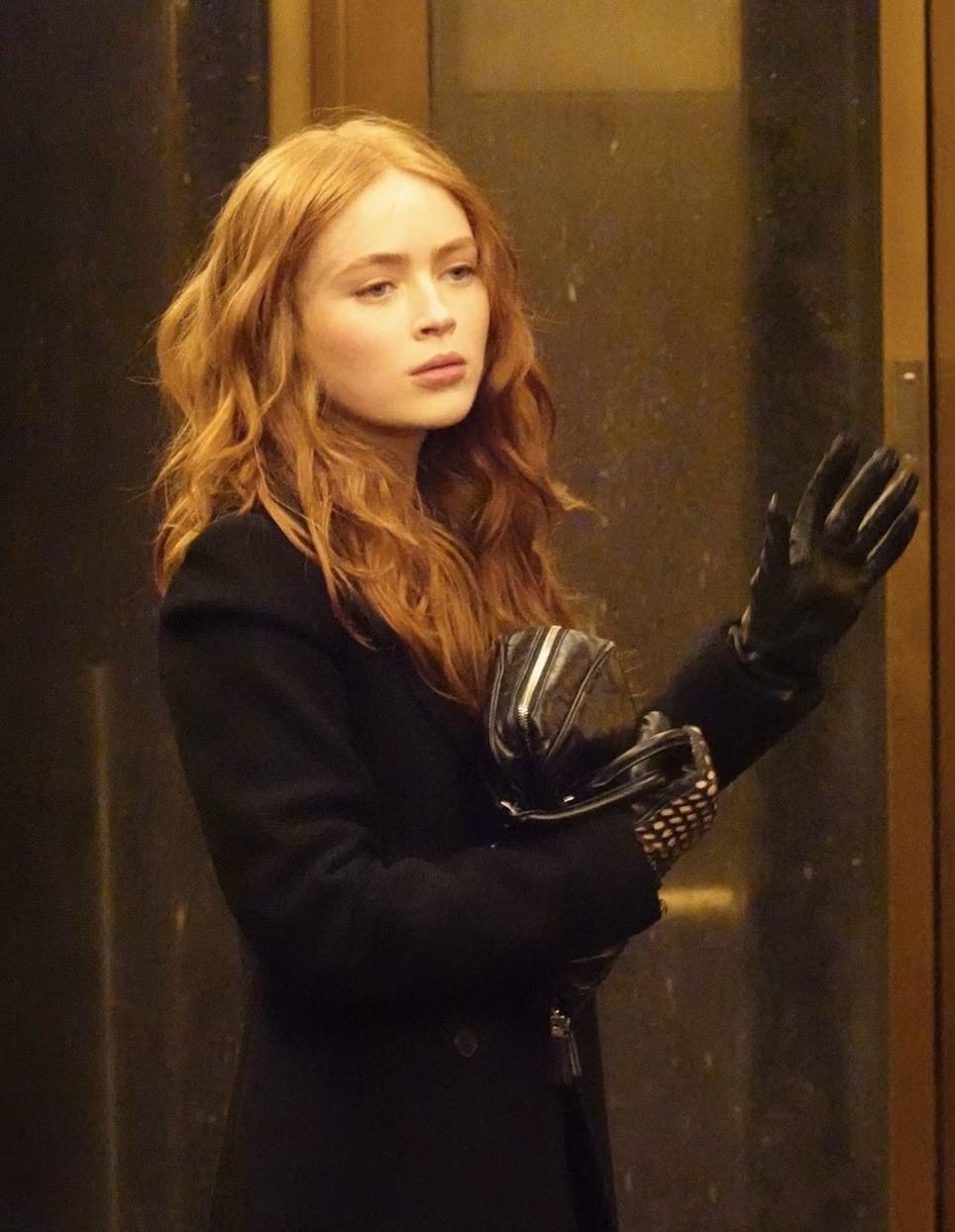 SadieSink今日纽约街拍！全屏的美貌🧡
Sadie今日在纽约录制肥伦秀，