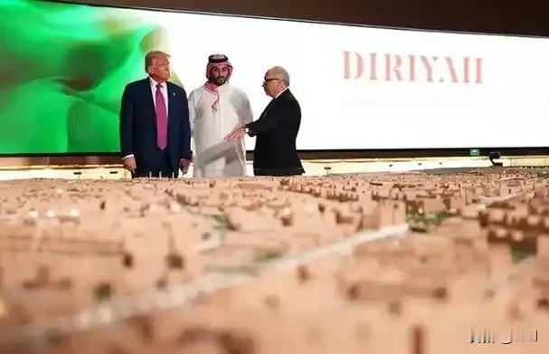 沙特砸1万亿给美国！是选边站还是另有算盘？
 
沙特王储访美官宣1万亿对美投资，