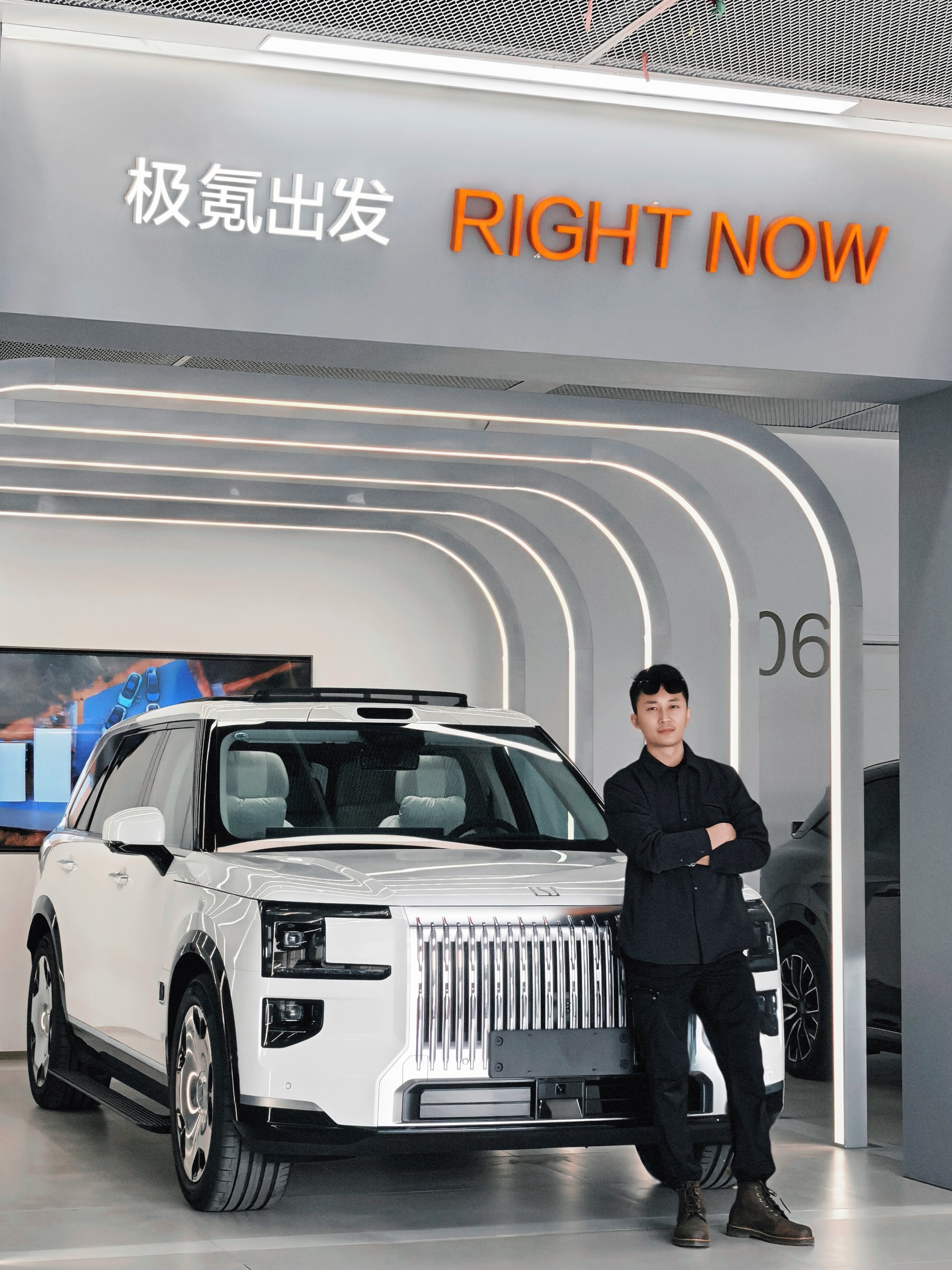 这是一条值得所有关注中国汽车行业的人，都认真看一眼的数据：极氪9X，三月单月交付