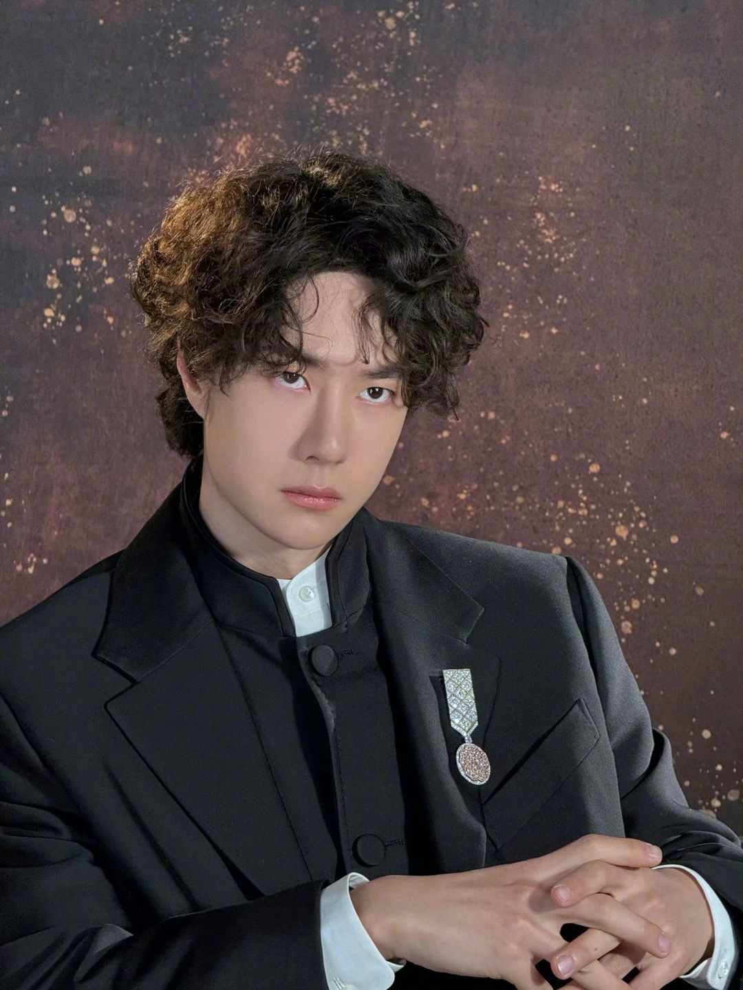 王一博发际线怎么了～