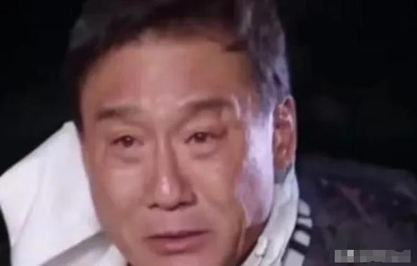 香港人为什么对内地总有隔阂？这个问题，梁家辉自己说得很透。

他原话大概意思是：