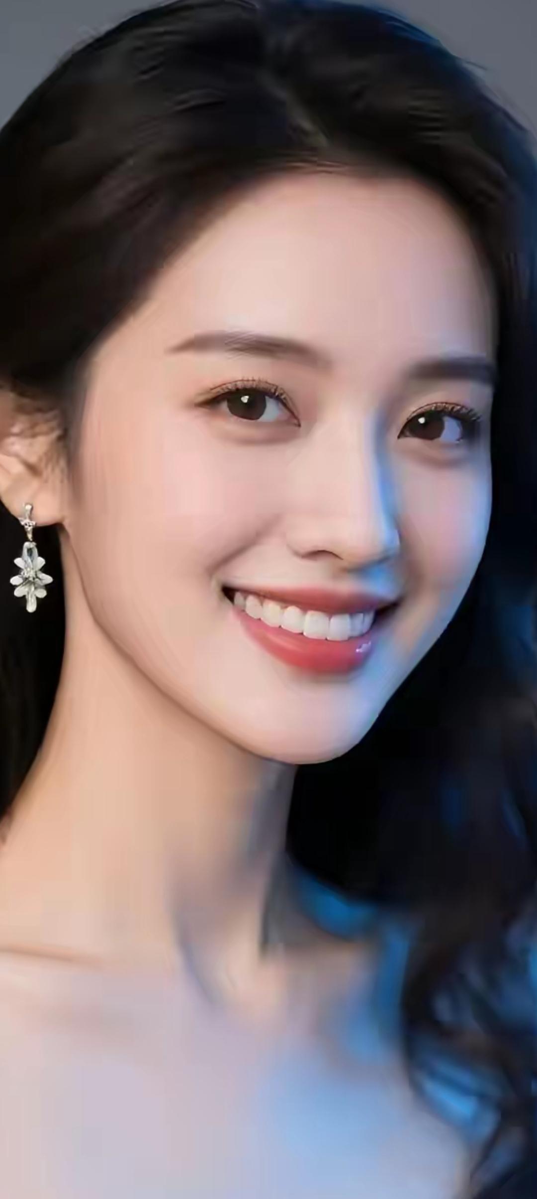 甜美笑容，闪耀耳环，元气满满的一天！😊✨