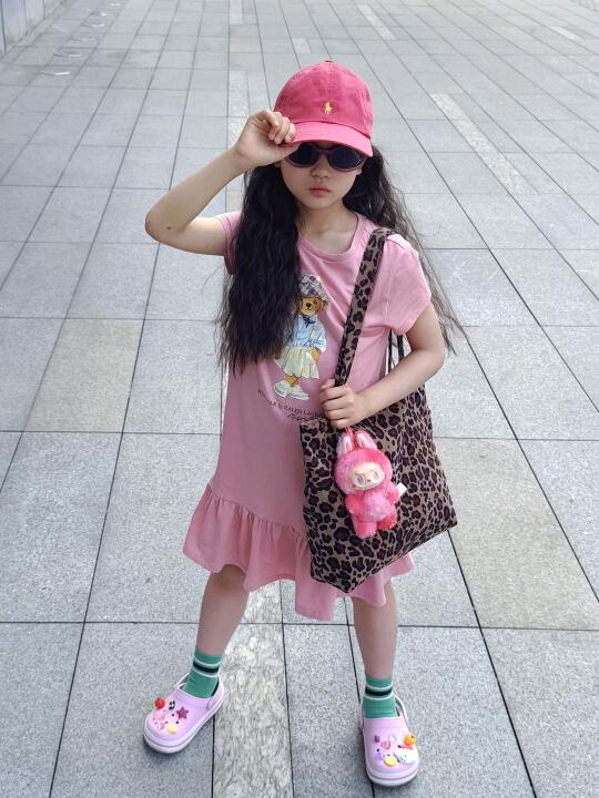 小孩姐🌞夏日色彩感穿搭日记  🩵💛🧡❤💜️