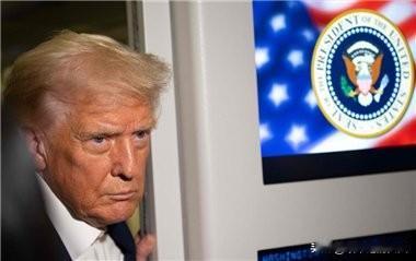 一针见血？！[捂脸]
特朗普谈工作体会：“美国最大的敌人不是中国、俄罗斯或朝鲜。