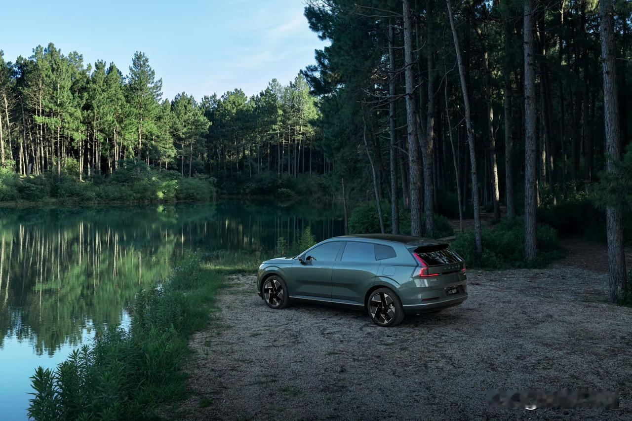 不说虚的，只给实的。新能源购置税补贴退坡，沃尔沃补上1.4万现金，限时免费享价值