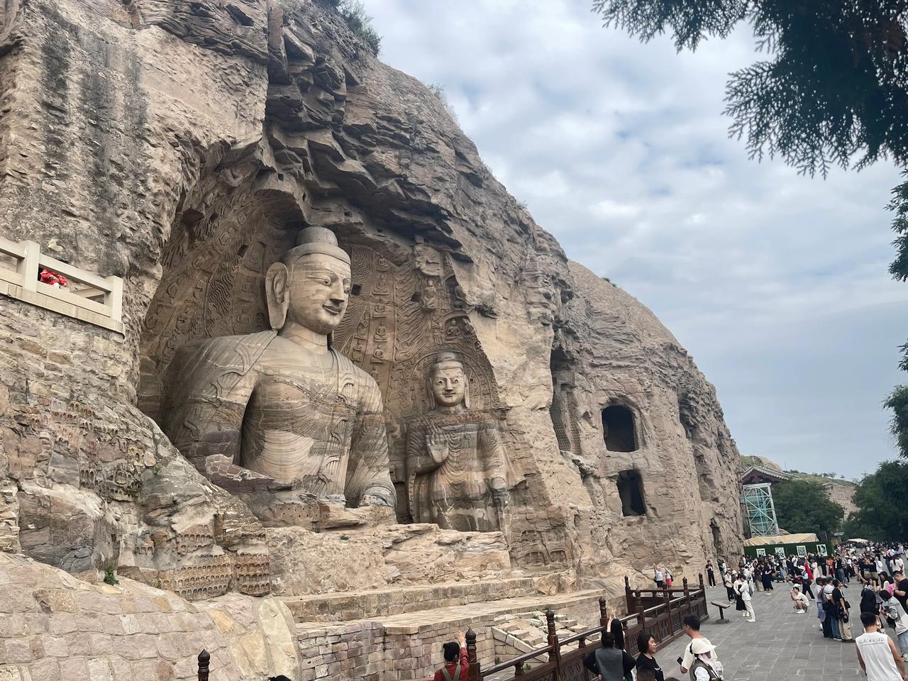 大同之旅（1）云冈石窟：一早离京，乘高铁约2小时到达大同，入住后乘3路公交直奔云