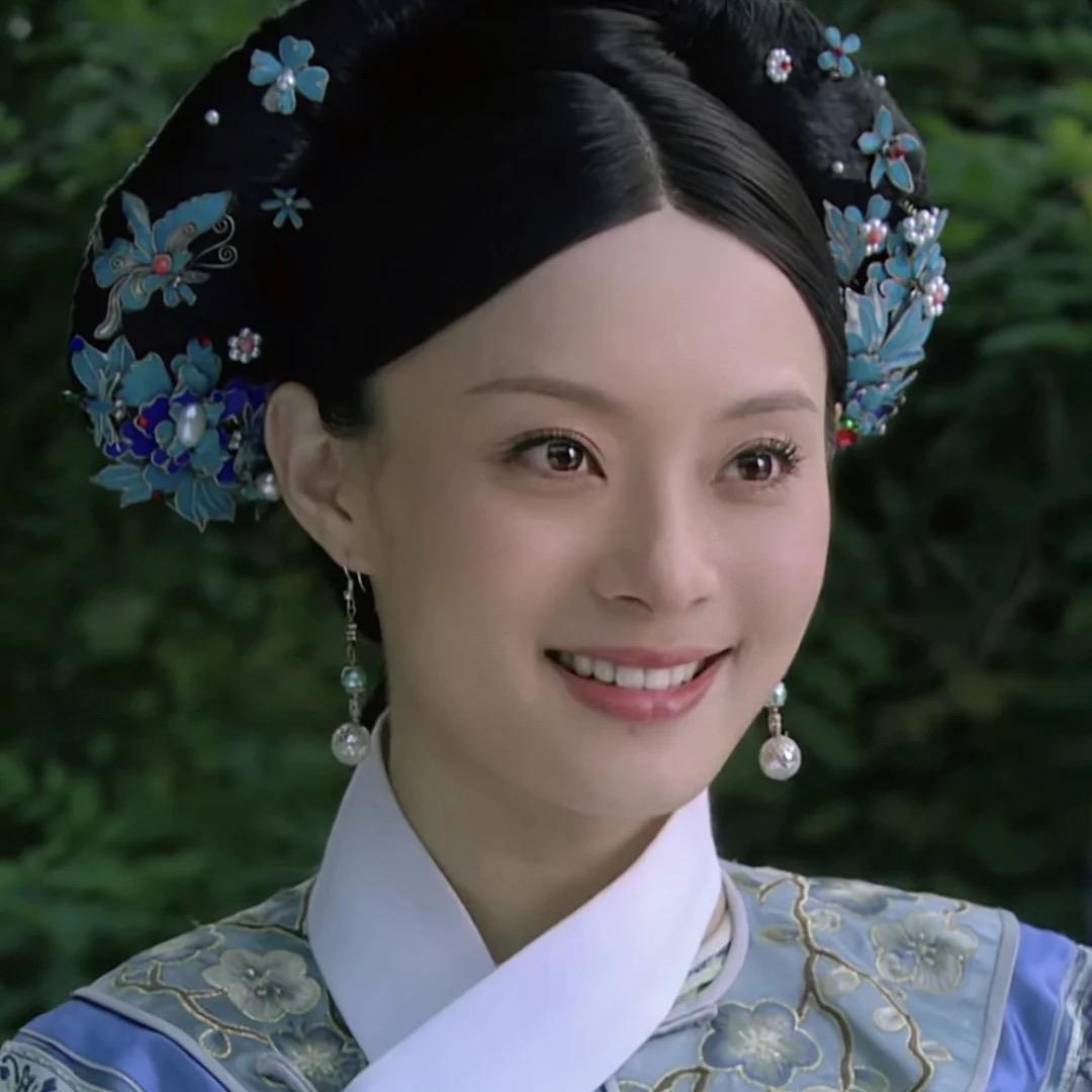 1735年，乾隆问86岁的母亲：“百年后，您是否与父皇合葬？”钮祜禄氏淡然拒绝：
