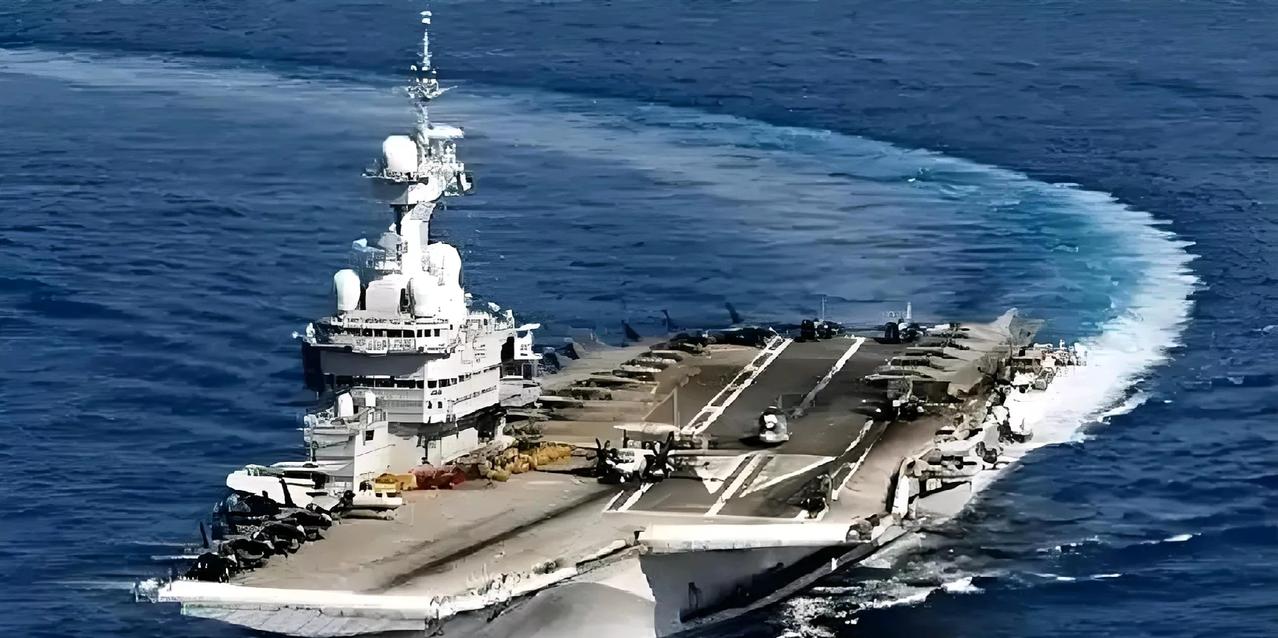 当地时间9日，《费加罗报》证实，法国海军的“戴高乐”号航母战斗群，目前已进入红海