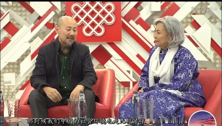 腾格尔参加蒙古电视台采访，要把我笑死了！

内蒙古著名歌手腾格尔最近参加了一次访