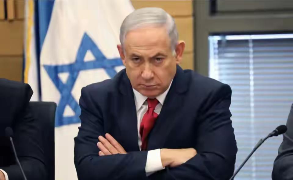 （以色列犹太人的春秋大梦）

以色列犹太人在美国有七大财团，控制着美国五分之二的