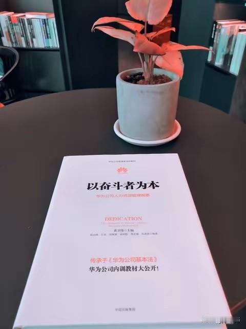 限高令初衷是惩治“老赖”，让有能力还钱的人履行义务，这确实在一定程度上保障了债权