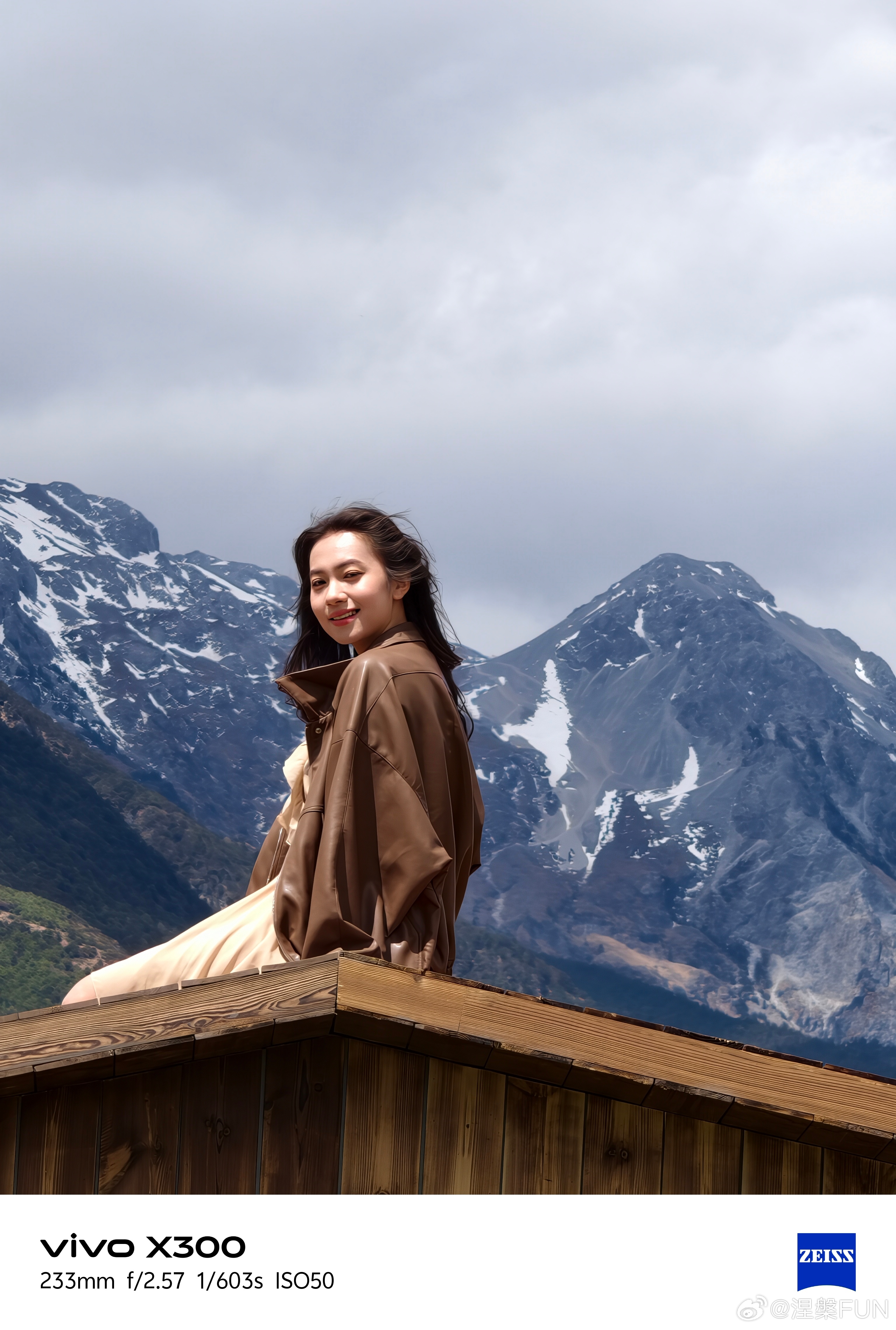 是这样的，vivo X系列新品发布会邀请的模特特别好看，真是让人赏心悦目，特别是