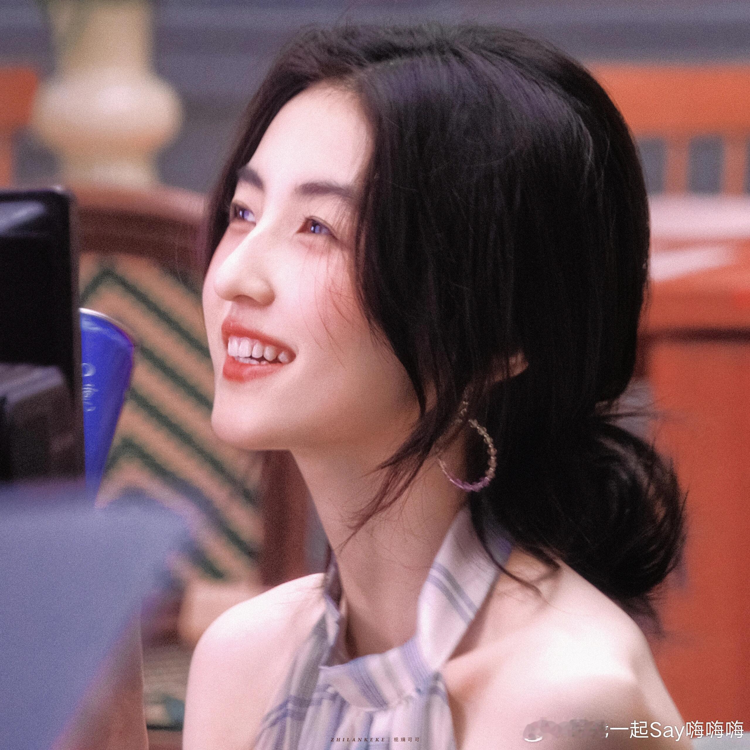妹妹的微醺状态，好有感觉啊～～ ​​​