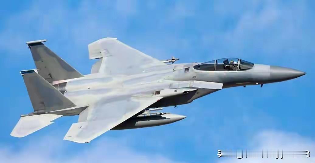 外媒关注台海空域动态，解放军依法履职，真相不容曲解
 
近期，多家外媒对台海空域