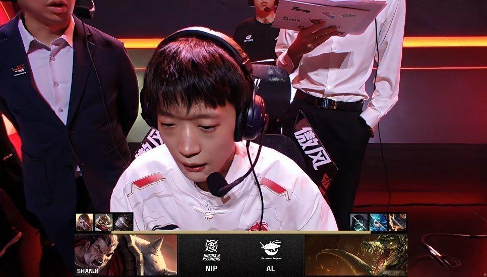 【2025LPL第二赛段 NIP vs AL】solo赛BP：诺手 vs 鳄鱼N