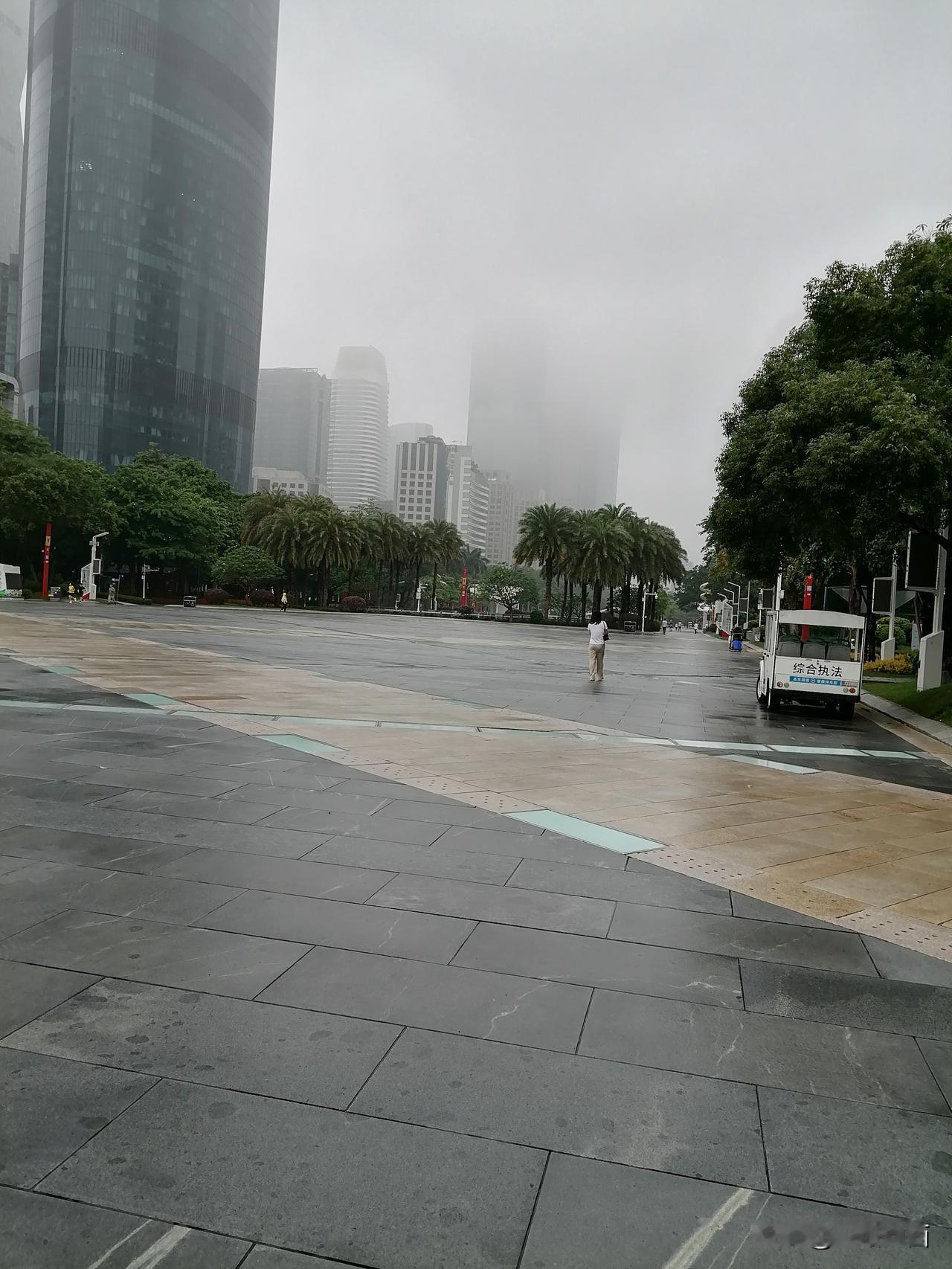5月10号今天是母亲节，可是我再也不能跟母亲说节日快乐了，里有太多的遗憾……以前