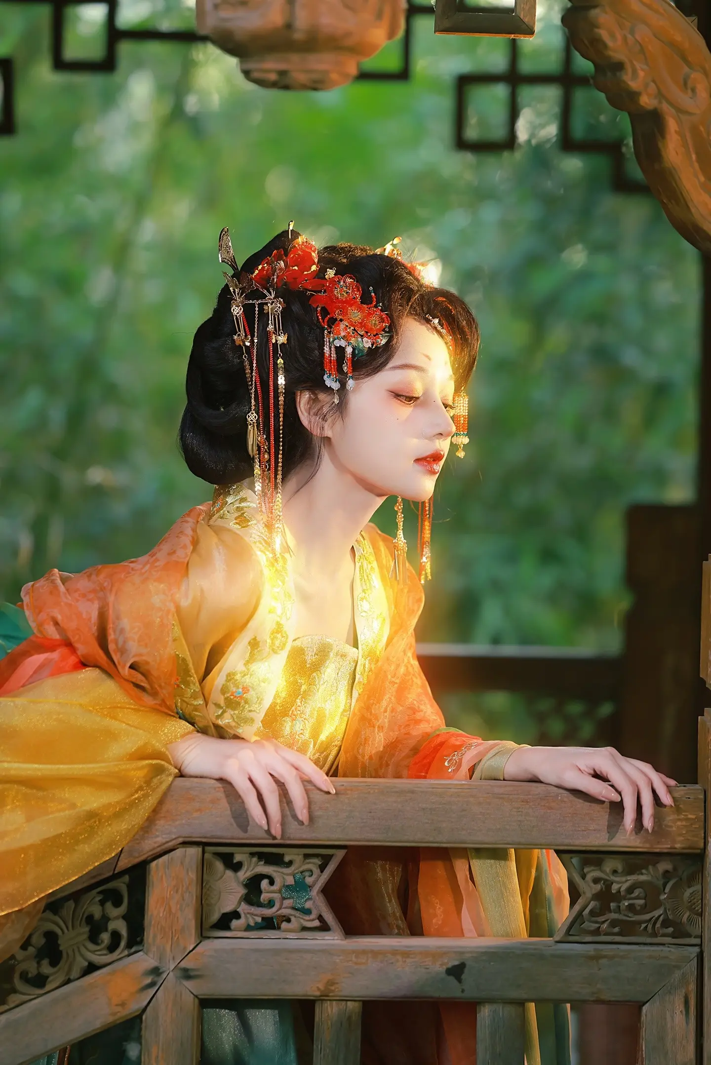 “她的美貌是这世上最锋利的武器”🧚🏻‍♀️： 
💄