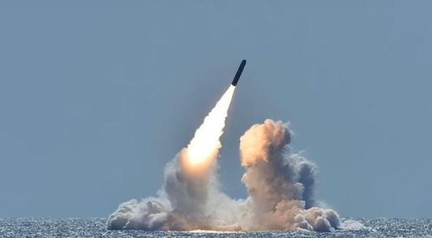 中国军工严重“造假”？实测出现罕见一幕，美方才知大事不妙

世界军贸市场上这股“