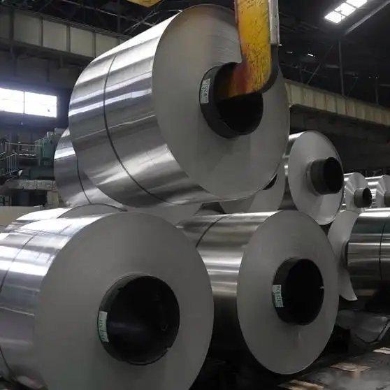 《易拉罐制造全过程，你现在喝的，很可能是上一个人熔解后的》播放量：55万点赞量：