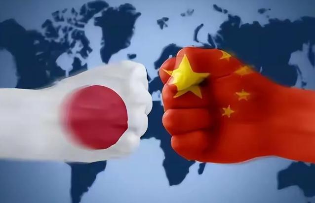 打日本是要怎么打呢？听了军事专家张召忠的分析，觉得说的很技巧！
打之前要考虑日美