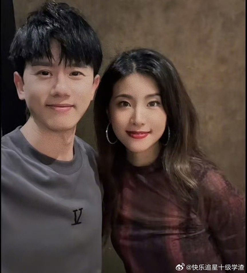 我型我秀选手魏佳庆力挺张杰 