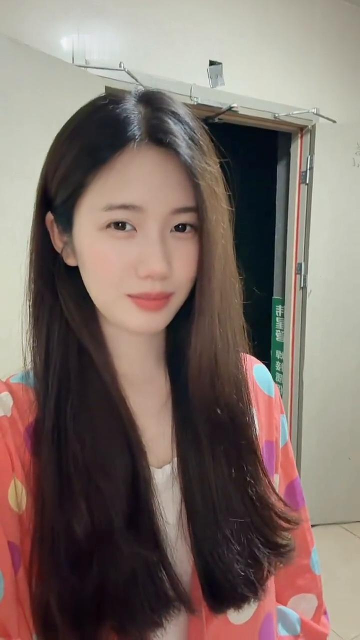 你调戏女人，她觉得你是坏人，但是你要是不调戏她，她又觉得你不是男人。