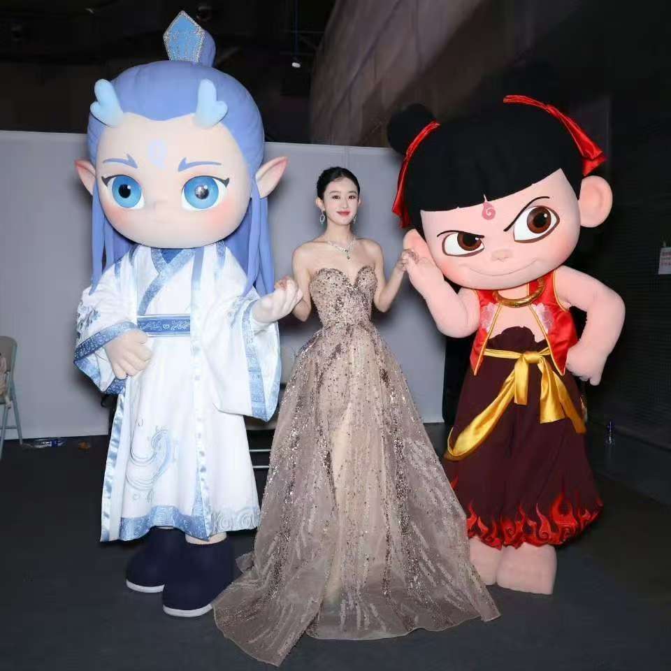 赵丽颖站姐拍的哪吒敖丙  恭喜赵丽颖偶像电影《哪吒之魔童闹海》登顶影史第一👏！