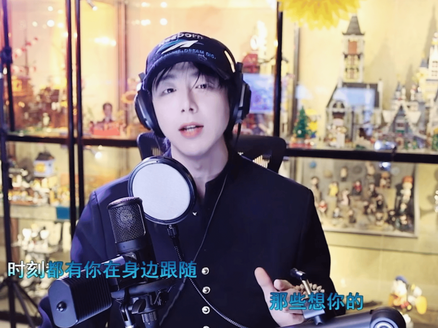 摩登兄弟[超话]  ✍️[壞笑][偷笑][笑cry][污]也太痛了⋯⋯刘宇宁 [