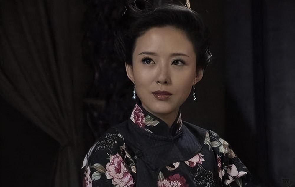 俗语“寡妇三更磨豆腐，光棍半夜洗衣服”，究竟说的是什么？

