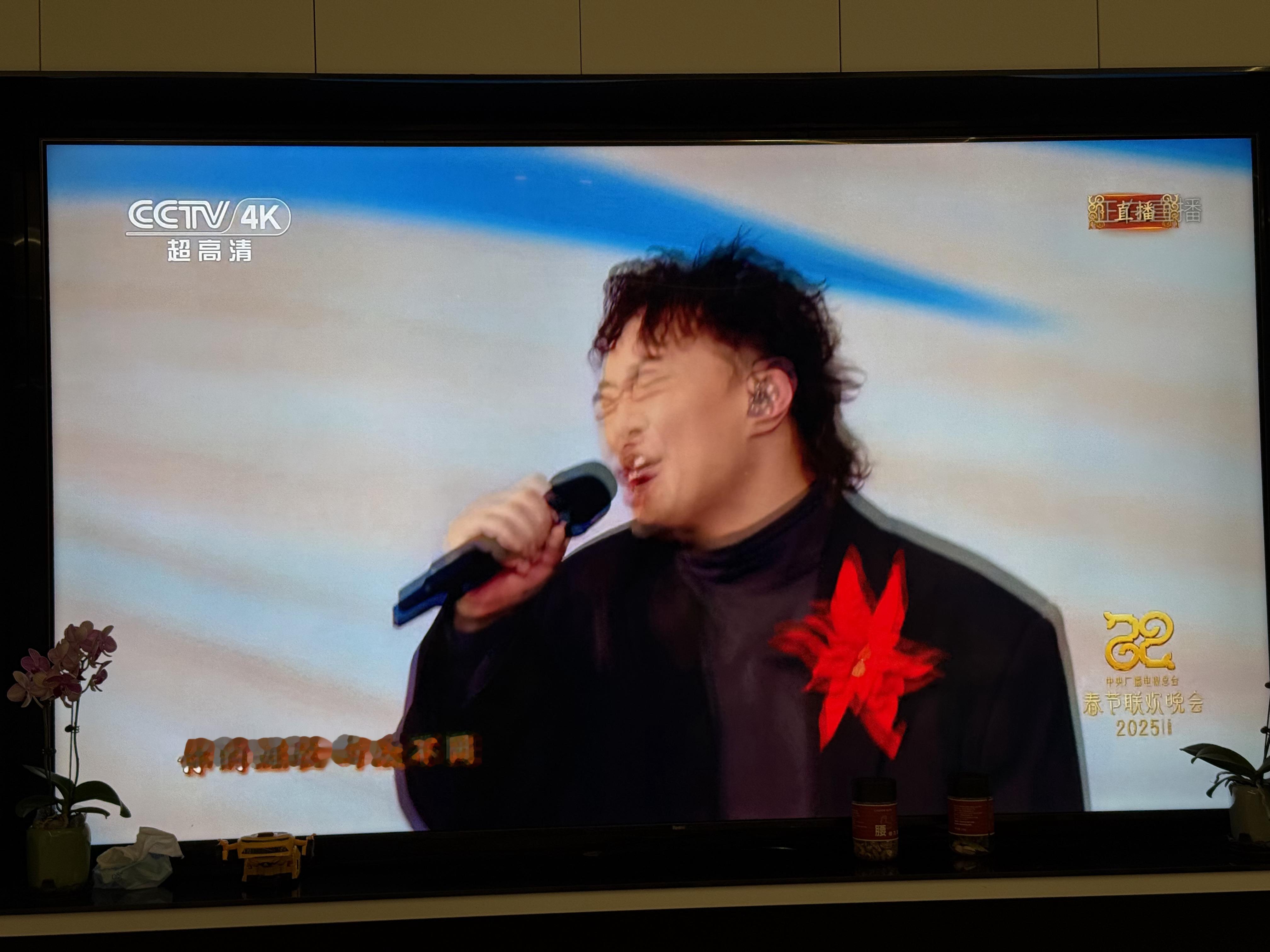 给你一张过去的CD，爱你不跪的模样。  