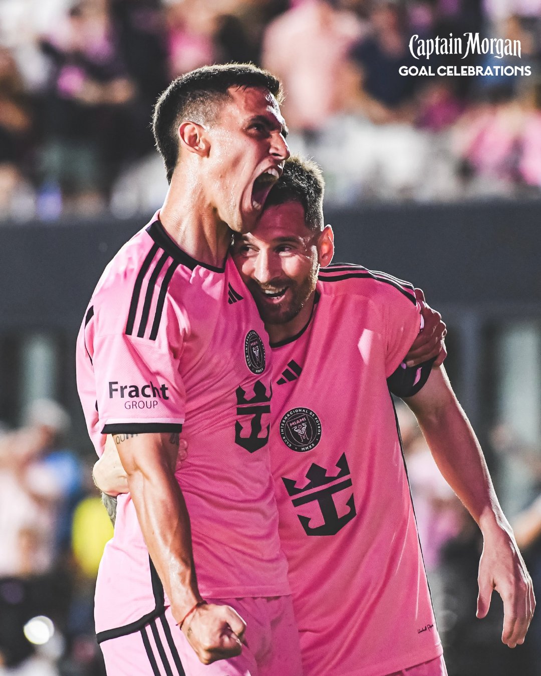 这就是某些人心心念念的“梅罗组合”吧？[哇]我梅——10号梅西[太开心]你罗——