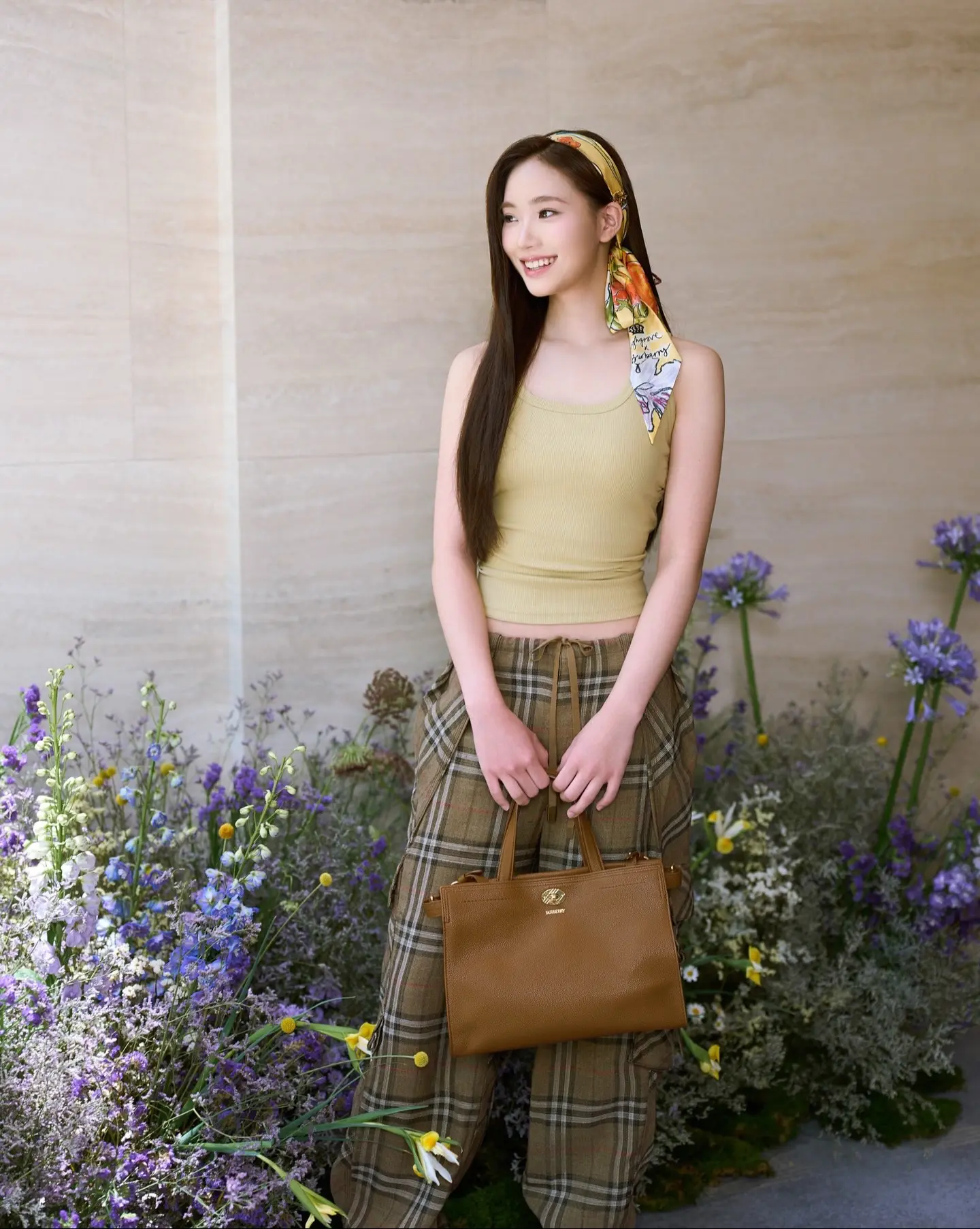 徐家新生代Lily许韶恩合作Burberry品推 小s二女儿